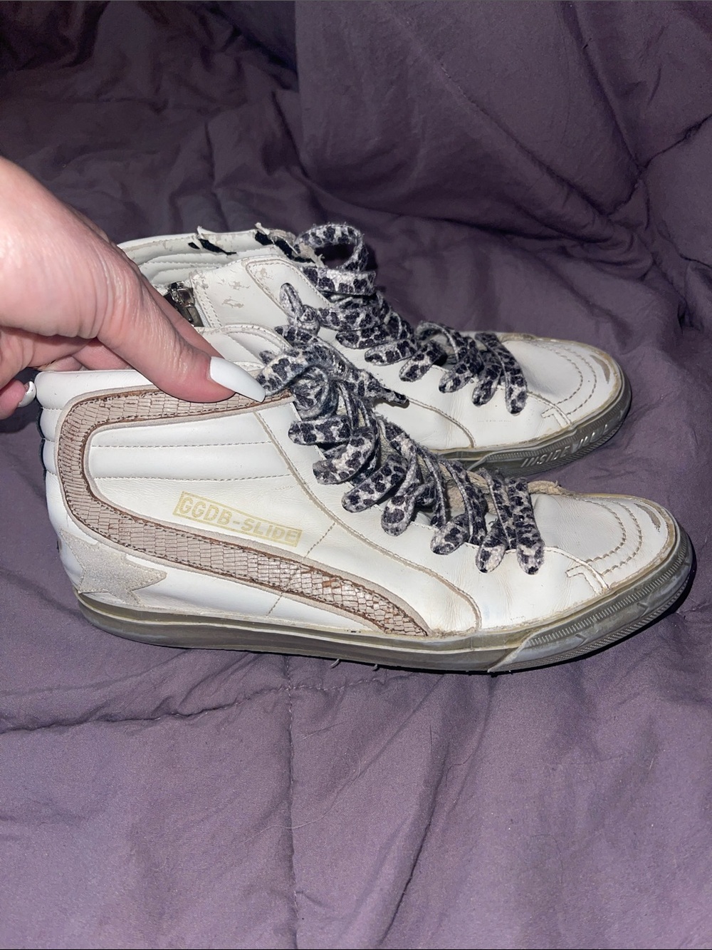 Golden Goose White High-Top Sneakers with Leopard-Print Laces - Picture 4 of 9